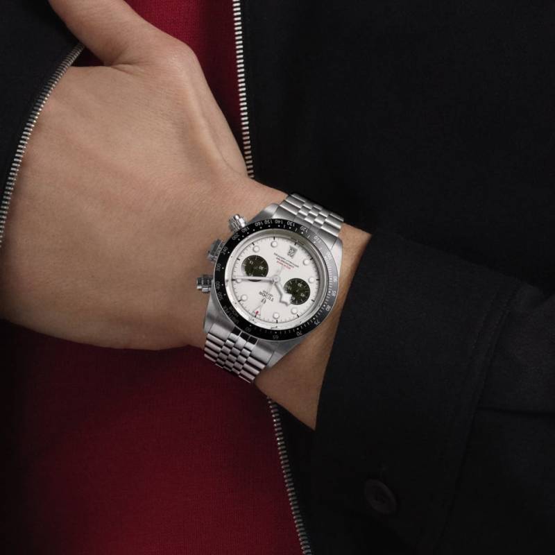 Tu.dor Black Bay Chrono silver white