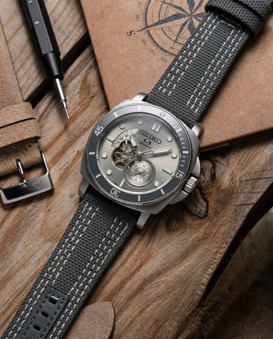 Sei.ko 5 Sprots Automatic Brown