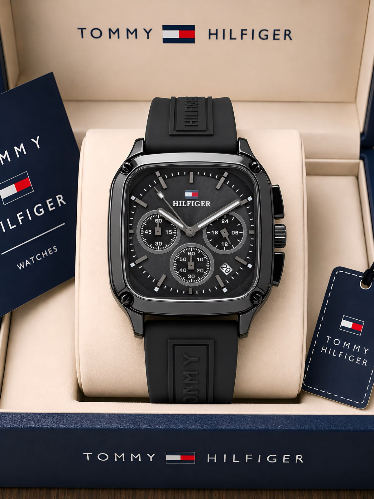 Tom.my Hilfiger Herald Catalog Model